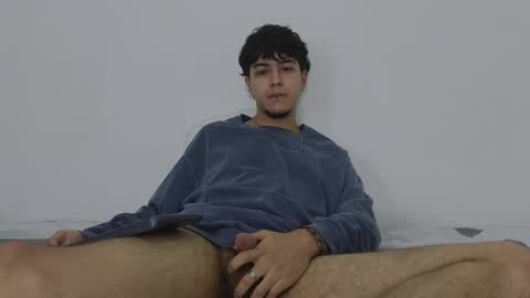 Snapshot of santybig18 chatting on 02-10-25, 07:04 santybig18 online show from 02-10-25, 07:04