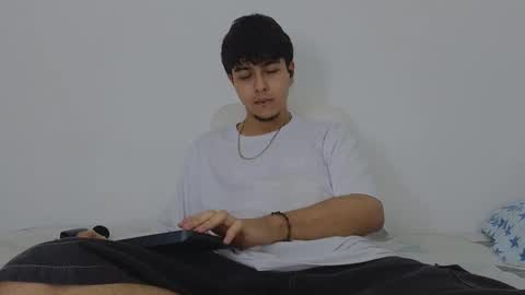 Snapshot of santybig18 chatting on 02-13-25, 06:41 santybig18 online show from 02-13-25, 06:41