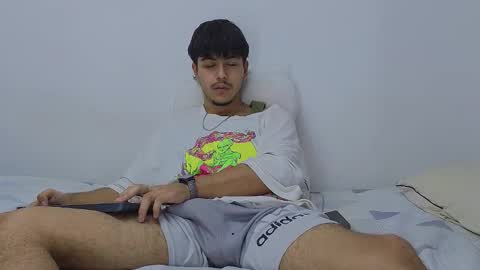 Snapshot of santybig18 chatting on 11-14-25, 09:46 santybig18 online show from 11-14-25, 09:46