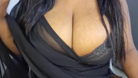 sanvi13 online show from 04-10-26, 11:48