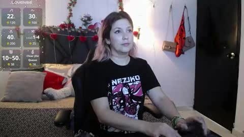 Snapshot of sanyaseraphine0 chatting on 03-12-26, 07:09 sanyaseraphine0 online show from 03-12-26, 07:09