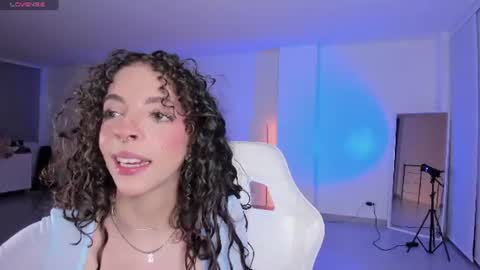 Snapshot of sapphire_venus chatting on 06-15-26, 12:57 Valerin online show from 06-15-26, 12:57