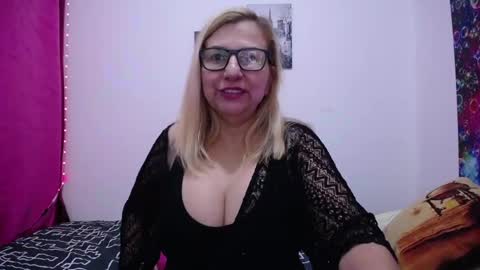 sara online show from 02-26-25, 01:08