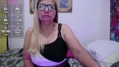 sara online show from 04-04-26, 01:19