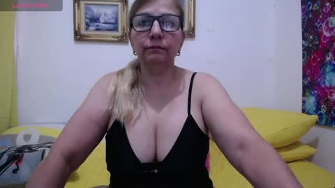 sara online show from 04-26-26, 04:59