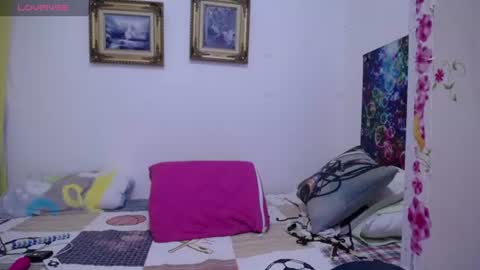 sara online show from 07-25-26, 03:09