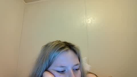 sara9920 online show from 04-06-26, 10:00