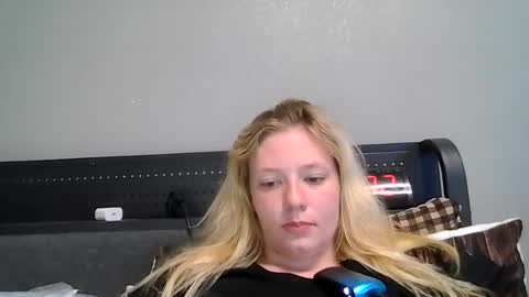 sara9920 online show from 06-24-26, 04:33