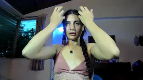 Sara online show from 02-24-25, 11:19