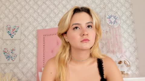 Sara online show from 01-18-25, 03:42