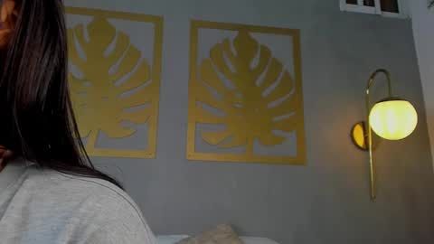 Snapshot of sara_castro24 chatting on 01-17-25, 01:13 Sara online show from 01-17-25, 01:13