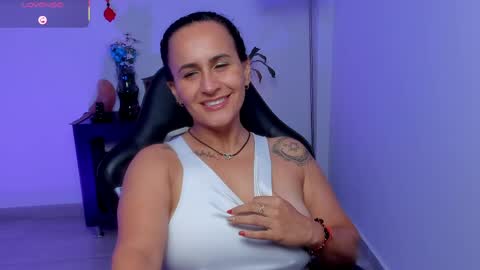   online show from 06-06-26, 11:42