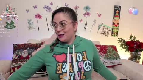 Sara Crowe online show from 12-14-24, 06:13