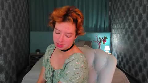 Sarah online show from 09-14-25, 01:38