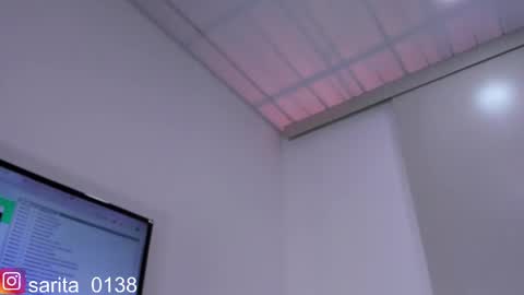 Snapshot of sara_goddess01 chatting on 12-20-24, 09:39 Sara online show from 12-20-24, 09:39