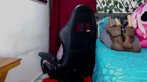 Snapshot of sara_greyx chatting on 02-24-25, 05:20 Sara Greyx online show from 02-24-25, 05:20
