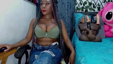 Snapshot of sara_greyx chatting on 02-26-25, 08:44 Sara Greyx online show from 02-26-25, 08:44