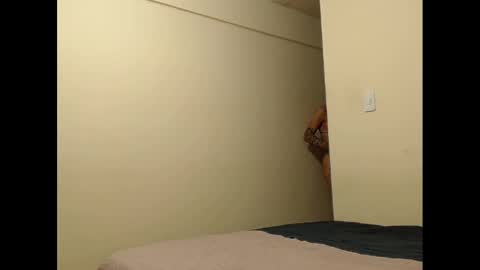 sara_johnson__ online show from 02-28-25, 04:43