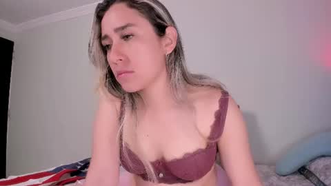 sara_kaii online show from 08-02-26, 05:00