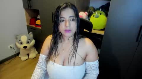 Snapshot of sara_lizcano chatting on 01-12-26, 10:42 sarah LIZCANO....... online show from 01-12-26, 10:42