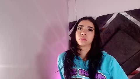 sara_lopee1 online show from 10-05-25, 12:03