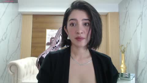 Sara  online show from 04-10-26, 01:49