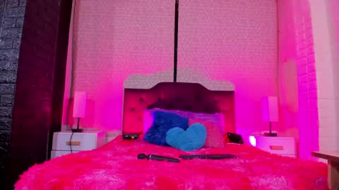 Sara Love online show from 05-21-26, 02:07