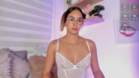  online show from 06-12-26, 12:04