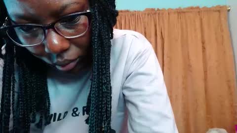 S A R A online show from 03-10-26, 10:53