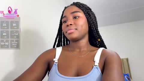 Snapshot of sara_muscle chatting on 01-13-26, 12:49 Sara online show from 01-13-26, 12:49