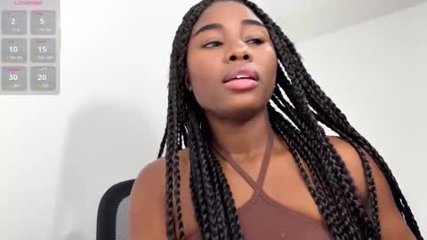 Snapshot of sara_muscle chatting on 02-03-26, 07:02 Sara online show from 02-03-26, 07:02