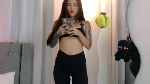 Sara online show from 01-10-26, 02:46