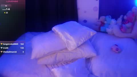 sara_ramirez0 online show from 01-17-25, 01:25