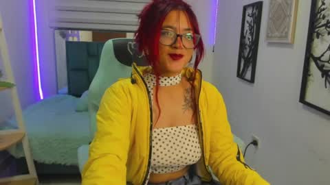 sara_red_x online show from 06-07-26, 04:05