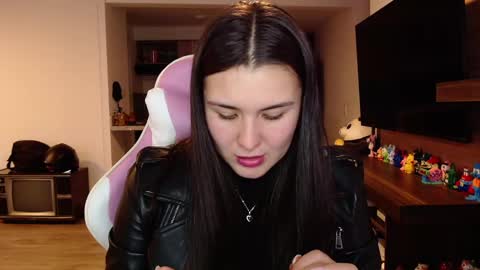 Snapshot of sara_sunrise_ chatting on 03-05-25, 06:45 Sara online show from 03-05-25, 06:45