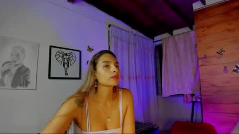 SARA online show from 12-22-25, 05:48