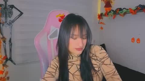 Snapshot of saraa_ramirez chatting on 10-21-25, 03:40 Sarah Ramirez online show from 10-21-25, 03:40