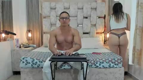 Snapshot of saraandjhony chatting on 12-06-24, 12:38 saraANDyoni online show from 12-06-24, 12:38