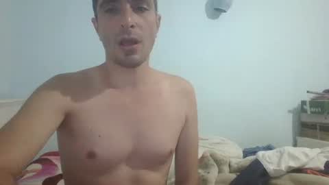 Snapshot of saraclit chatting on 01-07-25, 01:06 pass kika online show from 01-07-25, 01:06