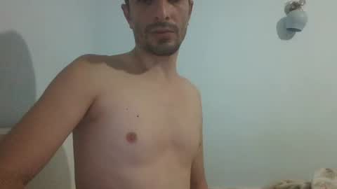 Snapshot of saraclit chatting on 01-14-25, 12:11 pass kika online show from 01-14-25, 12:11