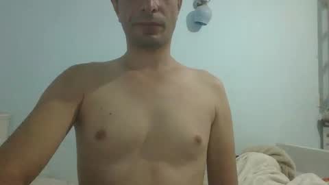 Snapshot of saraclit chatting on 01-15-25, 09:51 pass kika online show from 01-15-25, 09:51