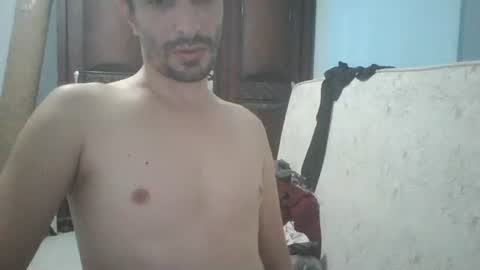 Snapshot of saraclit chatting on 01-28-25, 12:47 pass kika online show from 01-28-25, 12:47