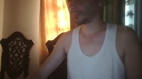 Snapshot of saraclit chatting on 10-02-25, 08:32 pass kika online show from 10-02-25, 08:32