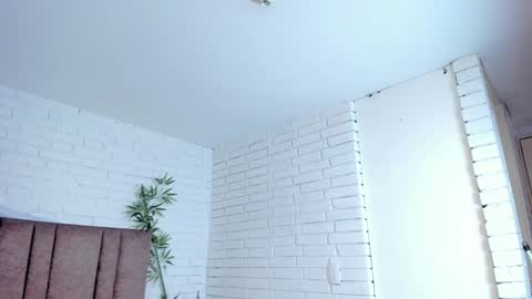 Sara  Everyday From 1430 to 2130 Col Time online show from 01-11-25, 09:57