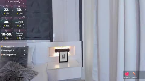  Sara Gomez  online show from 03-04-25, 07:11