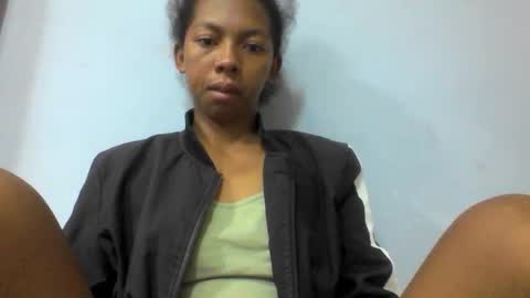 sarah146341 online show from 01-06-26, 06:22