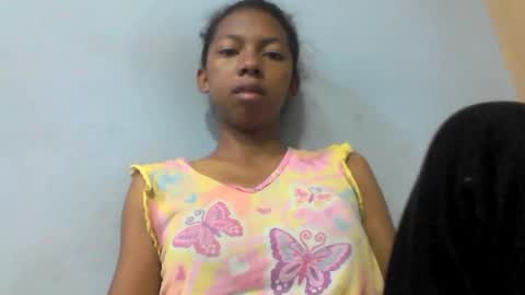 sarah146341 online show from 04-25-26, 04:04