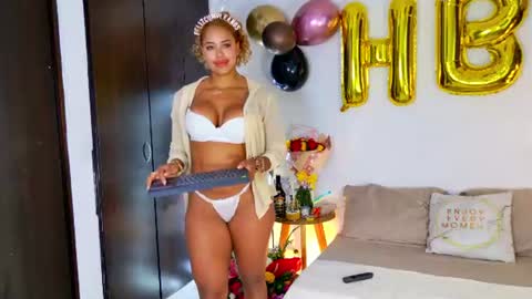 sarah  cinnamon online show from 06-17-26, 05:58