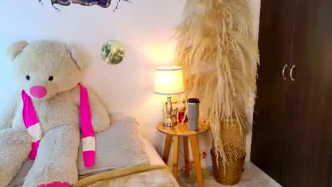 sarah  cinnamon online show from 07-14-26, 03:51