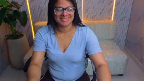 sarah_bay_tx online show from 06-17-26, 07:48